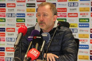 Sergen Yal&ccedil;ın: "K&ouml;t&uuml; bir gece oldu bizim i&ccedil;in"