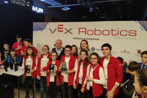 VEX IQ T&uuml;rkiye Şampiyonası'nda SANKO okullarına 3 &ouml;d&uuml;l