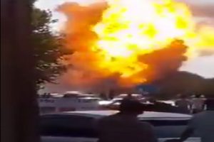 Petrol boru hattında patlama: 12 &ouml;l&uuml;, 50 kayıp