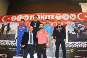 Vanlı sporculardan b&uuml;y&uuml;k başarı