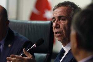 Mansur Yavaş: &Ccedil;ılgın projelere harcayacak paramız yok