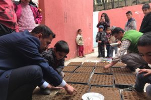 Miniklerden botanik bah&ccedil;e uygulaması
