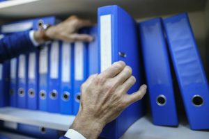 Darbeci Semih Terzi'nin eşini kovan katip yeni işinde
