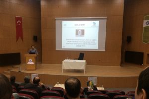 ET&Uuml; personeline sıfır atık semineri