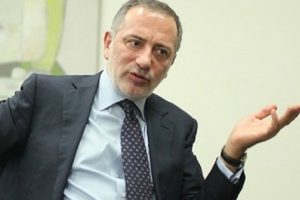Altaylı: G&uuml;l'&uuml;n treni ka&ccedil;ırdığını s&ouml;yleyen Davutoğlu istasyona bile ulaşamadı