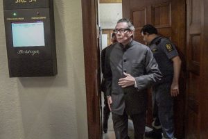 Bu yıl Nobel Edebiyat &Ouml;d&uuml;l&uuml; iki kez verilecek