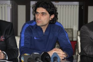 Serhat G&uuml;lpınar imzayı attı