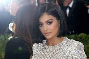 D&uuml;nyanın en gen&ccedil; milyarderi unvanı artık Kylie Jenner'ın