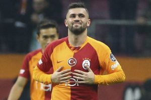 &Ouml;mer Bayram ile Galatasaray'ın yolları ayrılıyor
