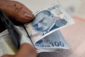 Memur emeklisinin y&uuml;zde 5'i kesin!