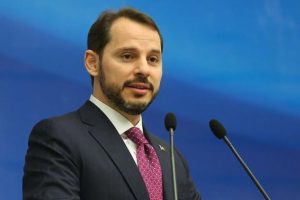 Bakan Albayrak'tan &ouml;nemli a&ccedil;ıklamalar