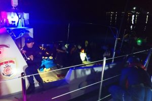 S&uuml;rat teknesiyle Sahil G&uuml;venlik ekiplerinden ka&ccedil;amadılar