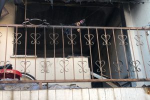 Bursa'da prizden &ccedil;ıkan yangın evi k&uuml;l ediyordu