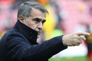 Her şey yarın belli olacak! Şenol G&uuml;neş istifa mı edecek?
