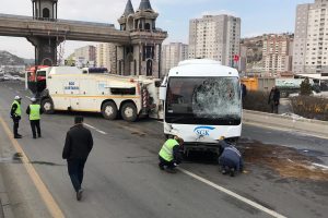 Midib&uuml;s devrildi! 1 kişi...