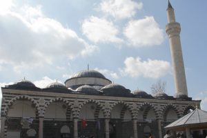 Ter&ouml;ristlerin yaktığı cami Regaip Kandili'nde ibadete a&ccedil;ılıyor