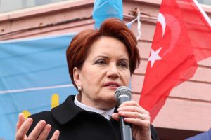 Akşener: 'Beka'nın arkasında ekonominin konuşulmasını ortadan kaldırmak var