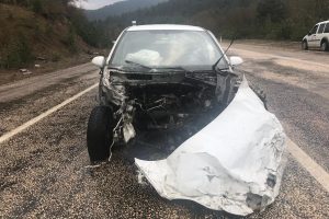 Bursa'da bu ara&ccedil;tan burnu dahi kanamadan kurtuldu