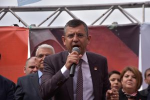 CHP'li &Ouml;zel: Kriz &ccedil;ıkabileceği ş&uuml;phesini yaymaya &ccedil;alışıyorlar
