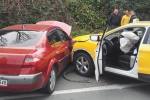 &Ccedil;aykur Rizesporlu Morozyuk'un eşi kazada yaralandı!
