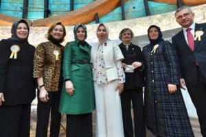 &Uuml;sk&uuml;dar'da 3'&uuml;nc&uuml; İz Bırakan Kadınlar Zirvesi