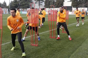 Galatasaray, Antalyaspor ma&ccedil;ı hazırlıklarını s&uuml;rd&uuml;rd&uuml;