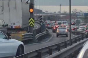 Gidemedikleri yoldan geri d&ouml;nmeye &ccedil;alıştılar! 'Pes' dedirten olay