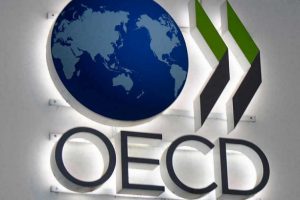 OECD, T&uuml;rkiye i&ccedil;in k&uuml;&ccedil;&uuml;lme oranını y&uuml;zde 1,8'e &ccedil;ıkardı