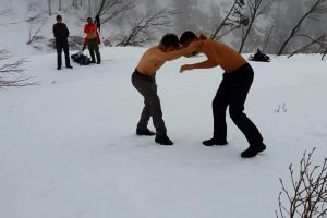 Brezilya'dan Bursa'ya eğitim i&ccedil;in gelen &ouml;ğrenci ilk defa kar g&ouml;rd&uuml;