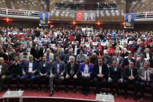 Zeybekci, 'Tarım ve Gıdada Marka İzmir' ile tarım projelerini a&ccedil;ıkladı