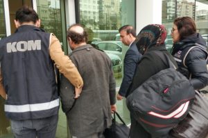 FET&Ouml;'den g&ouml;zaltına alınan 2 kişi serbest