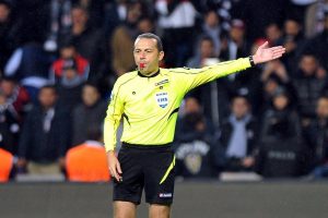 İtalya'dan C&uuml;neyt &Ccedil;akır'a &ouml;fke