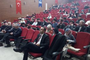 Bursa'da edebiyat ve şiir &uuml;zerine s&ouml;yleşi