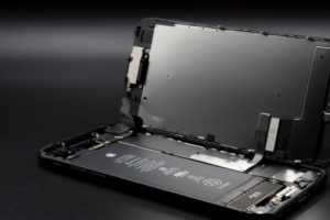 Apple'dan batarya konusunda b&uuml;y&uuml;k değişiklik!