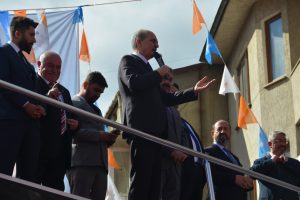AK Parti Genel Başkanvekili Kurtulmuş: "Bu &uuml;lkeyi yolda bulmadık. Şuna buna da teslim edecek değiliz"