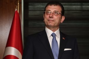 İmamoğlu, iş&ccedil;ilerle toplu iş s&ouml;zleşmesi imzaladı