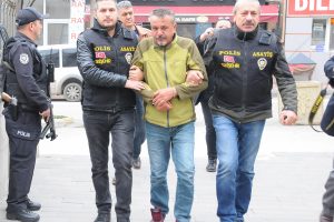 Şantiyede kadın proje m&uuml;d&uuml;r&uuml;n&uuml; &ouml;ld&uuml;ren sanıktan 'adamlık' savunması