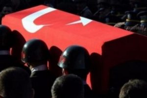 Kazara vurulan askerden kahreden haber!
