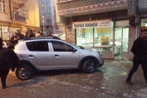 İş yerine silahlı saldırı! Yaralılar var