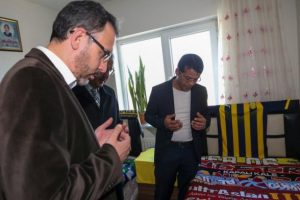 Bakan Kasapoğlu'ndan taziye ziyareti