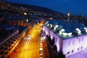 Bursa'da vatandaşlar camileri doldurdu