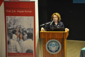 &Ouml;ğrencilere 'Tek umudum sensin' &ccedil;ağrısı