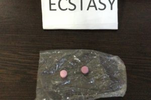 Uyuşturucu operasyonlarında 5 tutuklama