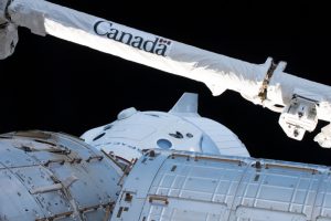 SpaceX Dragon D&uuml;nya'ya d&ouml;n&uuml;yor
