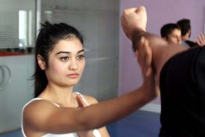 Ankara'da kadınlar, kendilerini korumak i&ccedil;in 'Wing Chun' &ouml;ğreniyor