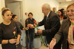Fatih Atay'dan kadınlara 8 Mart s&uuml;rprizi