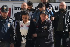 G&uuml;ney Kore'de televizyonda izleyip yakalattı