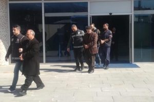 FET&Ouml;'n&uuml;n Balıkesir yapılanmasına b&uuml;y&uuml;k darbe