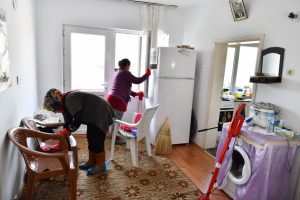 G&ouml;n&uuml;l Timleri k&ouml;ylerde b&uuml;y&uuml;k takdir topluyor