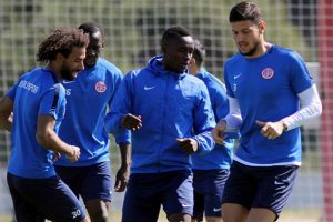 Antalyaspor, Galatasaray ma&ccedil;ı hazırlıklarını s&uuml;rd&uuml;rd&uuml;